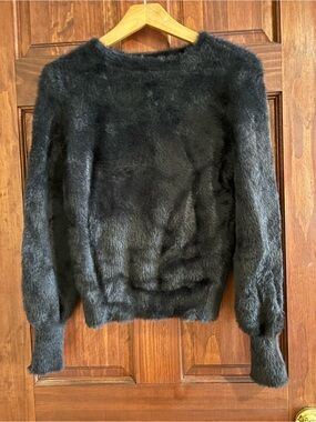 sofia by sofia vergara Black Faux Fur Crewneck Sweater